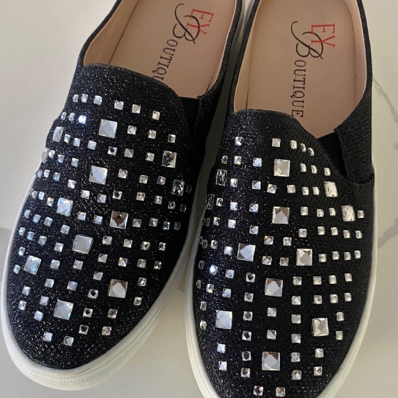 EY Boutique Black Rhinestone Sneaker Slide size 8-8.5 - Picture 3 of 4